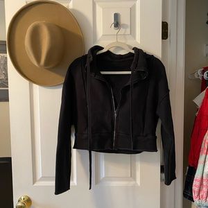 ALO Yoga Cropped Hoodie